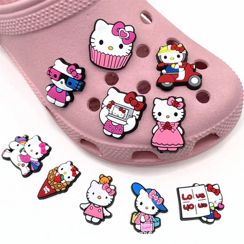 Sanrio 10Pcs Croc Charms Hello Kitty Kuromi My Melody Cinnamoroll Shoe Accessories